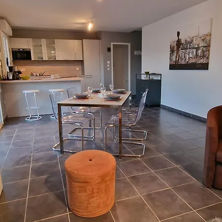 Renove A Avec Terrasse - Fr-1-309-4 Apartmán